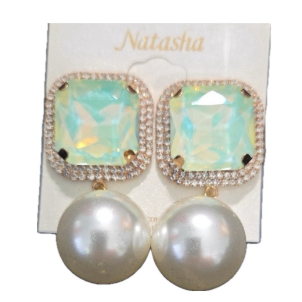NWT ⚜️💎⚜️ NATASHA COUTURE GOLD JEWELED PEARL DROP STATEMENT EARRINGS
